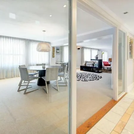 Gorgeous Salford Apartmán *