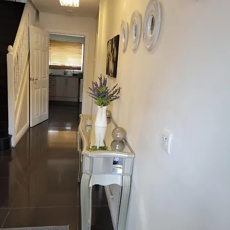 Bed 4 Night Homestay Manchester