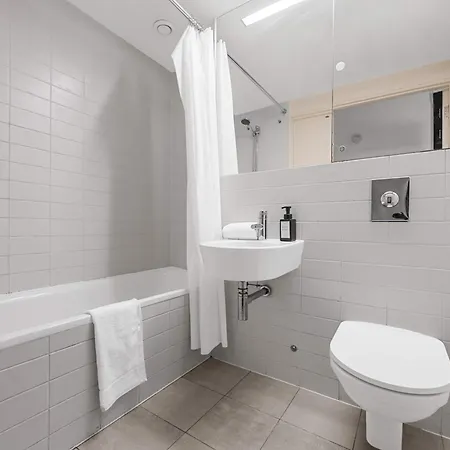 아파트 Stunning Canal Side Flat By Superhost