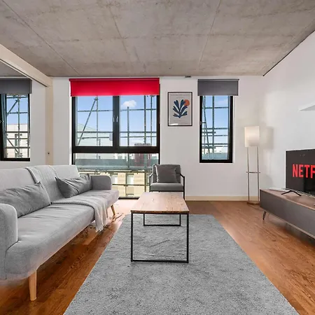 Stunning Canal Side Flat By Superhost 아파트
