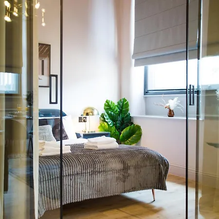 Chic Escape In Chinatown - Walk To Everything * Manchester
