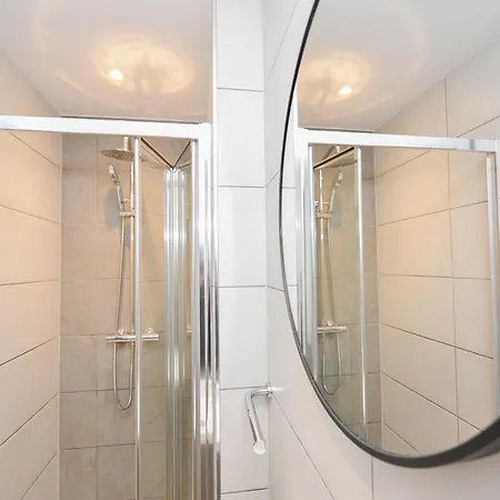 Apartment Sleek 2 Bedroom In Manchester