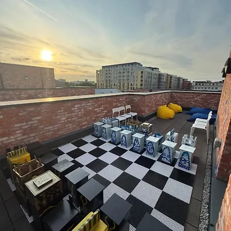 Town House In Greater - Hot Tub - Roof Terrace Manchester