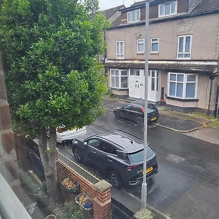 Semesterbostad Full In Moss Bank Near Cheetham Hill *