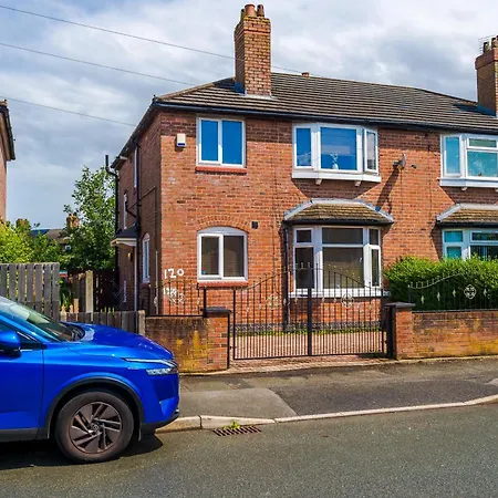 Semesterbostad Driveway Stunning 3bedroom In Withington *
