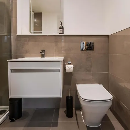 The Hidden - 4br Townhome Roof