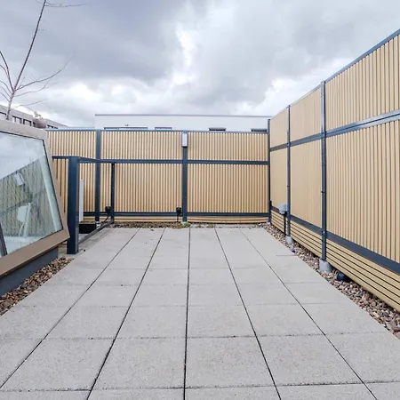 The Hidden - 4br Townhome Roof *