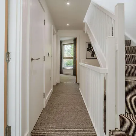 The Townhouse I 4Br I Roof Terrace I Sleeps 8 * Manchester