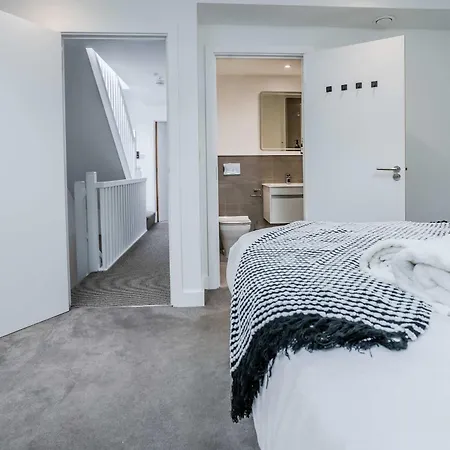 בית נופש The Hidden - 4br Townhome Roof מנצ'סטר