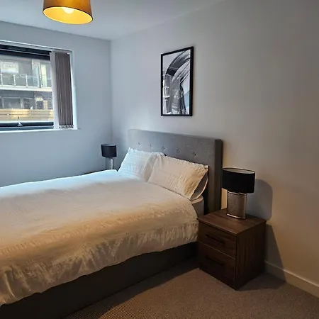 Luxury Centre * Manchester