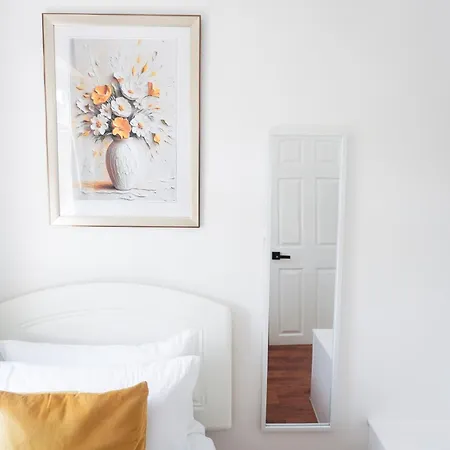 Σπίτι διακοπών Spacious 3bd Near Etihad And Coop Live - Free Parking! Μάντσεστερ