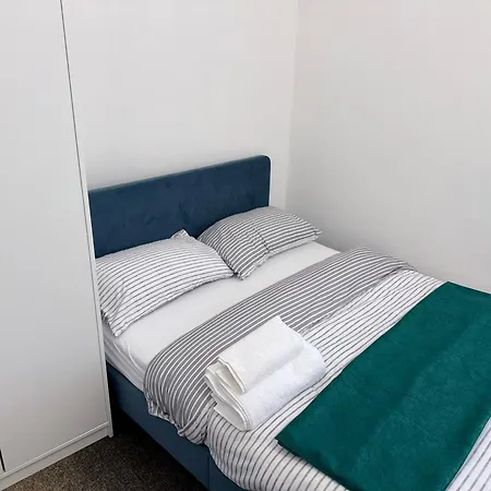 O5 Hostel *