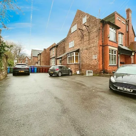 Victorian Wfh Haven With Free Parking Apartment