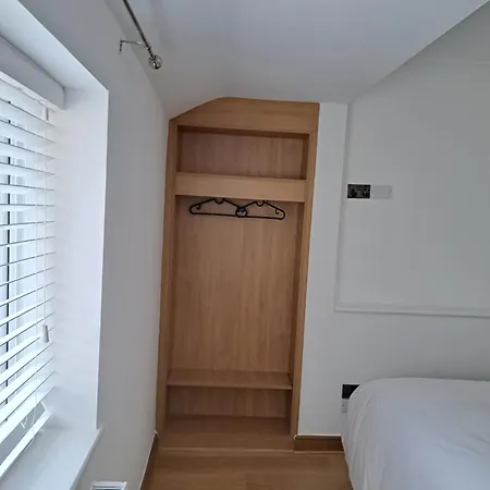 Apartment Grand Stretford