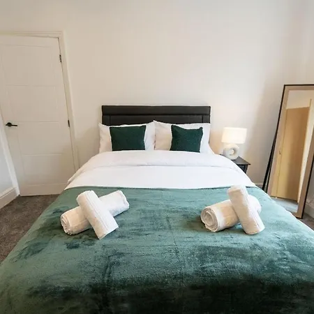 Luxury 1-bed Near Mcr Hospital & Centre *