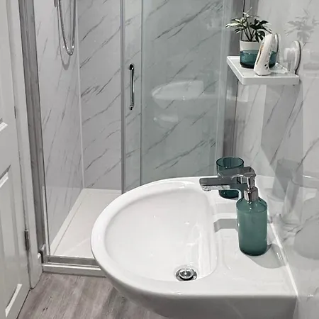 Sleeps3- Closeto Oldtrafford - Whp- O2 Apartment