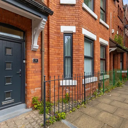 Hébergement de vacances Modern Centre Townhouse Sleeps 10 & Parking Manchester