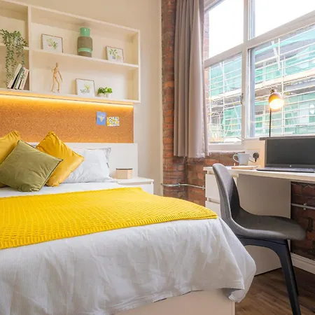Fletcher House In Apartment *