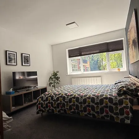 Kingsize In Prestwich Homestay *