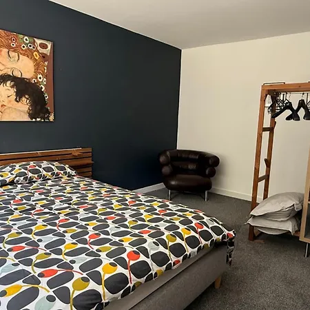 Kingsize In Prestwich Homestay *
