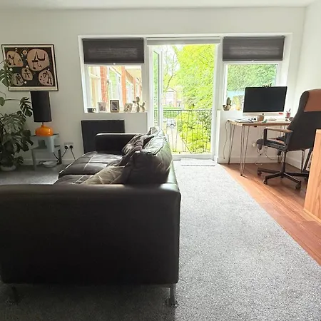 8 Riversdale King Size Mánchester