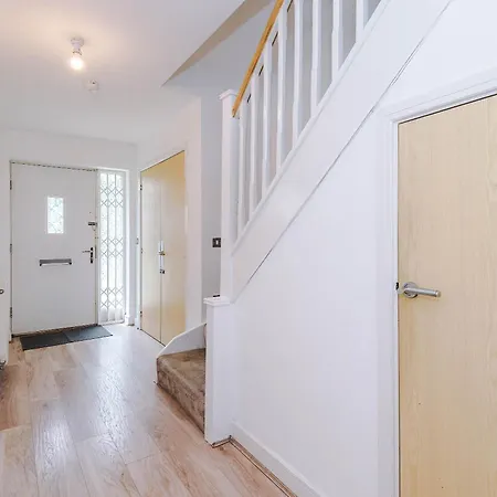 Casa vacanze Large 4bedroom 4bathroom Townhouse By Coop Live Arena