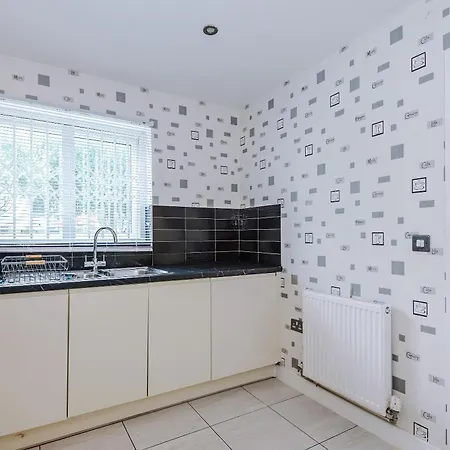 Large 4bedroom 4bathroom Townhouse By Coop Live Arena Casa vacanze