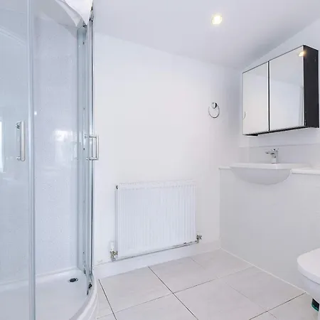 Large 4bedroom 4bathroom Townhouse By Coop Live Arena Casa vacanze Manchester