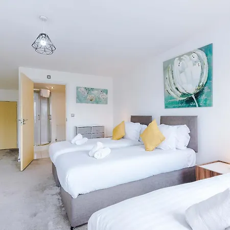 Large 4bedroom 4bathroom Townhouse By Coop Live Arena Casa vacanze Manchester
