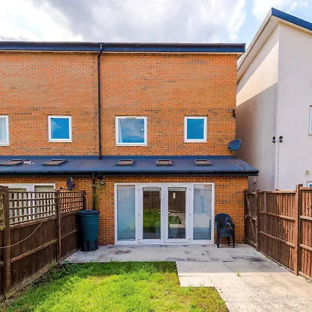 Large 4bedroom 4bathroom Townhouse By Coop Live Arena Casa vacanze Manchester