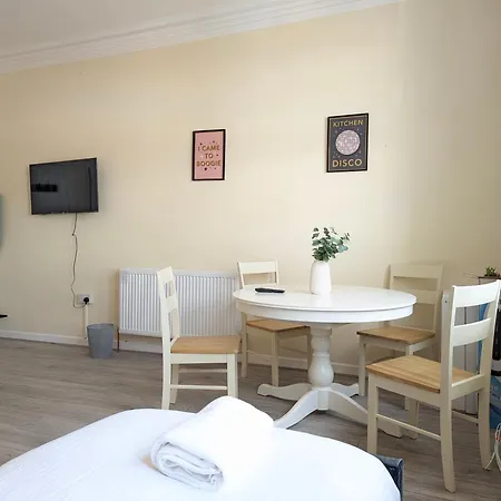 Apartamento Modern Near Centre