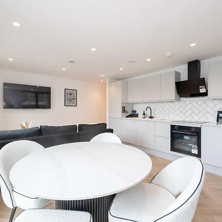 Supernova & Views * Manchester