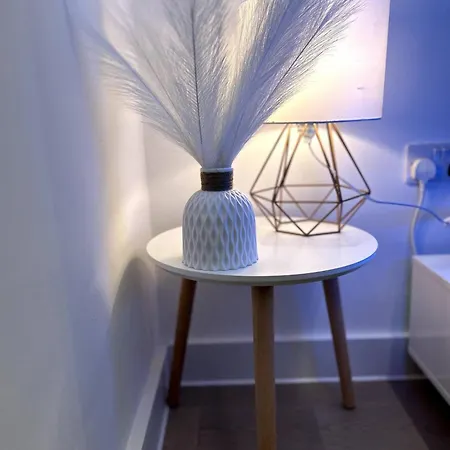 Sky Duplex - - Balcony, Terrace Local Attractions Parking *