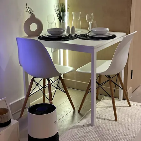 Sky Duplex - - Balcony, Terrace Local Attractions Parking * Manchester