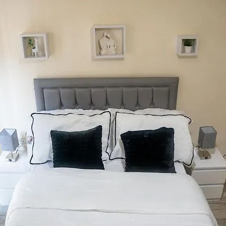 Cosy By Piccadilly Station *