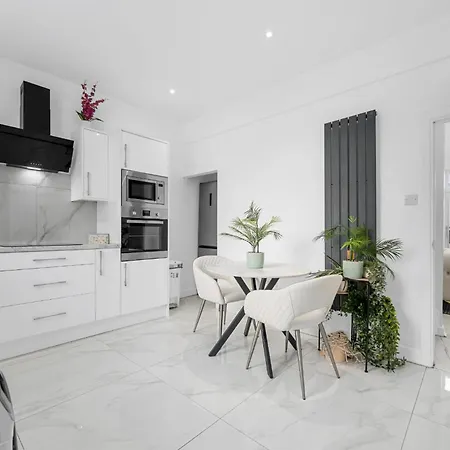 Sluxe 4mins To Etihad Stadium And Coop Live Appartamento