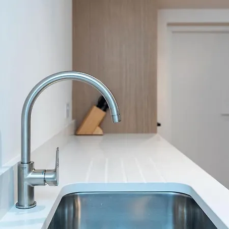 2 Bedroom, 2 Bathroom Apartment, Close To Mcr Centre Manchester