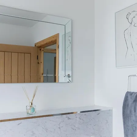 Apartmán Retreat, Free Parking & Sleeps 5 Manchester