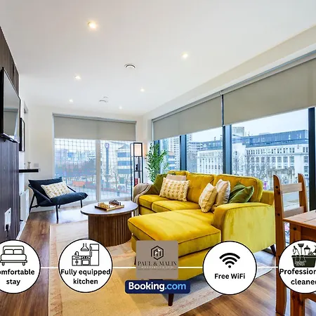 Modern 2 Bedroom By Paul & Malin Short Lets & Serviced Stretford With Free Parking & Gym Access Apartamento