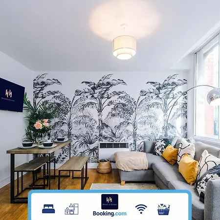 Centre 2 Bedroom Sleeps 5 アパート マンチェスター