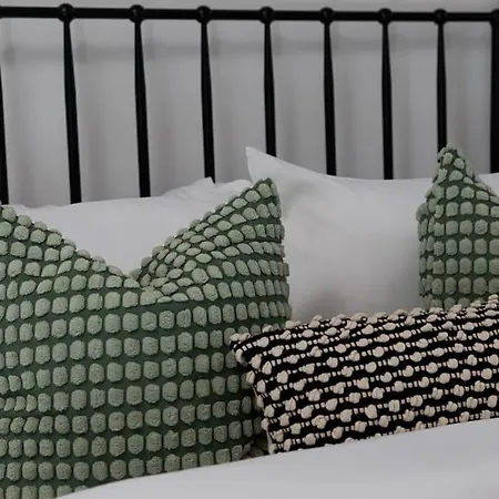 Free Parking The Quays- Sleeps 8 By Genesis Living *