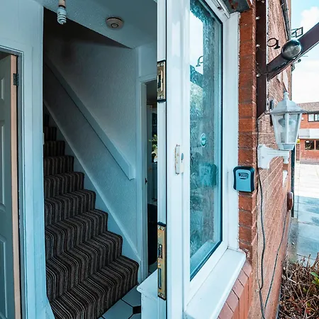 Holiday home Family & Group In - Free Parking *