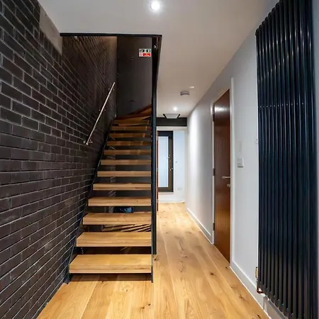 West Townhouse By Casacity *