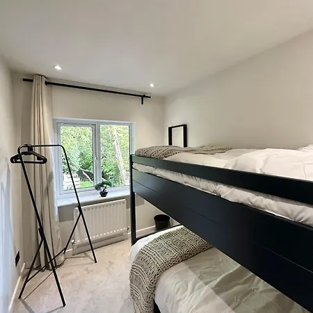 Canal Mews - 1 Min From Trafford Centre And 2 Min M60! Dom wakacyjny Manchester