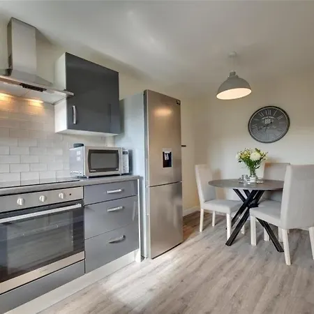 Apartamento Morden 2br With Views Manchester