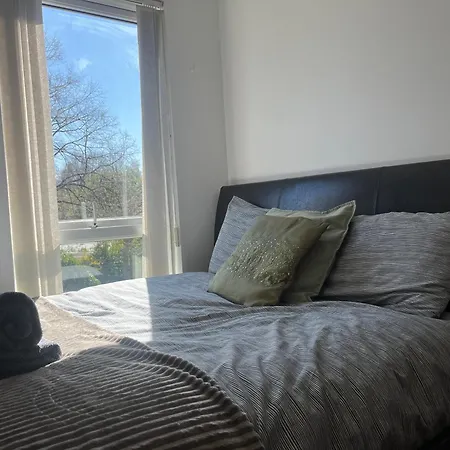 Apartment Cosy 2 Bedroom In *