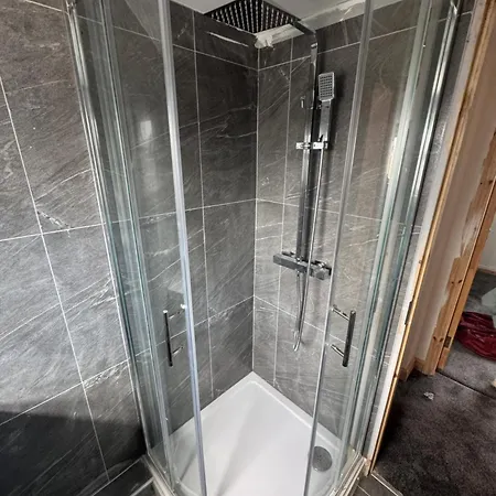 M12 Levenshulme Luxury Newly Renovated Vendégház *