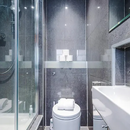 Appartement Mcr 2br 2ba, Parking, Wifi, Full Kitchen *