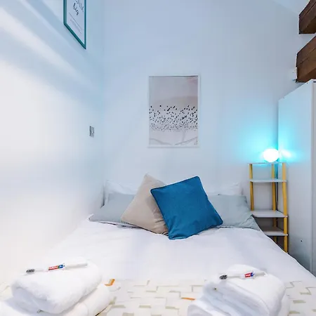 Mcr 2br 2ba, Parking, Wifi, Full Kitchen