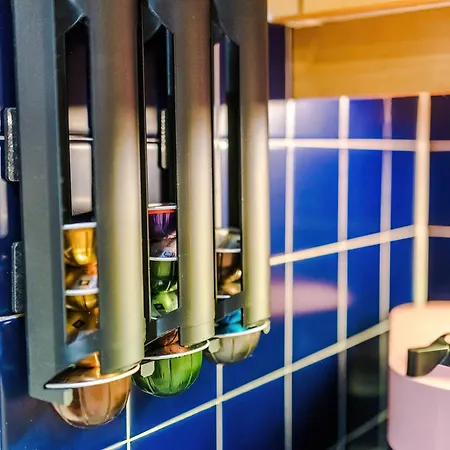 Lejlighed Mcr 2br 2ba, Workspace, Wifi, Full Kitchen *